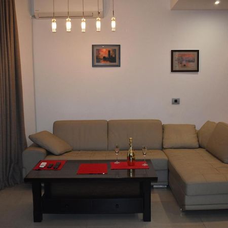 Revenu Apartments Budva Bagian luar foto